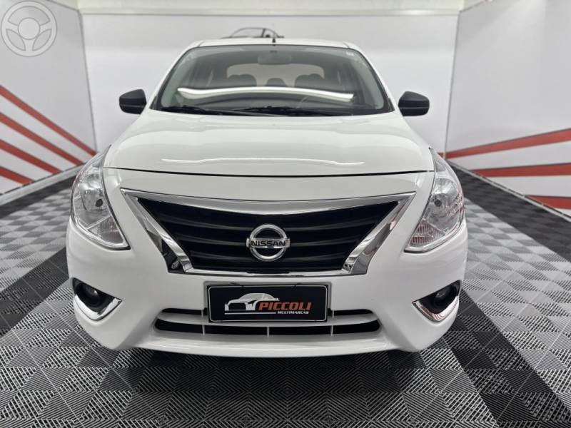 NISSAN - VERSA 1.6 16V FLEXSTART V-DRIVE PREMIUM XTRONIC - 2021/2021 - BRANCA - R$ 64.900,00