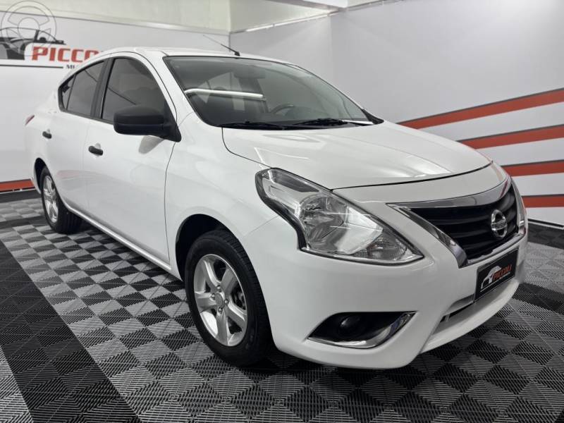NISSAN - VERSA 1.6 16V FLEXSTART V-DRIVE PREMIUM XTRONIC - 2021/2021 - BRANCA - R$ 64.900,00
