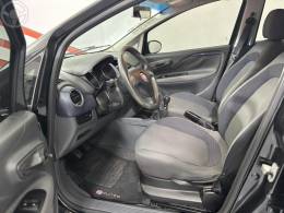FIAT - PUNTO 1.4 ATTRACTIVE 8V FLEX 4P MANUAL - 2013/2014 - PRETA - R$ 40.500,00