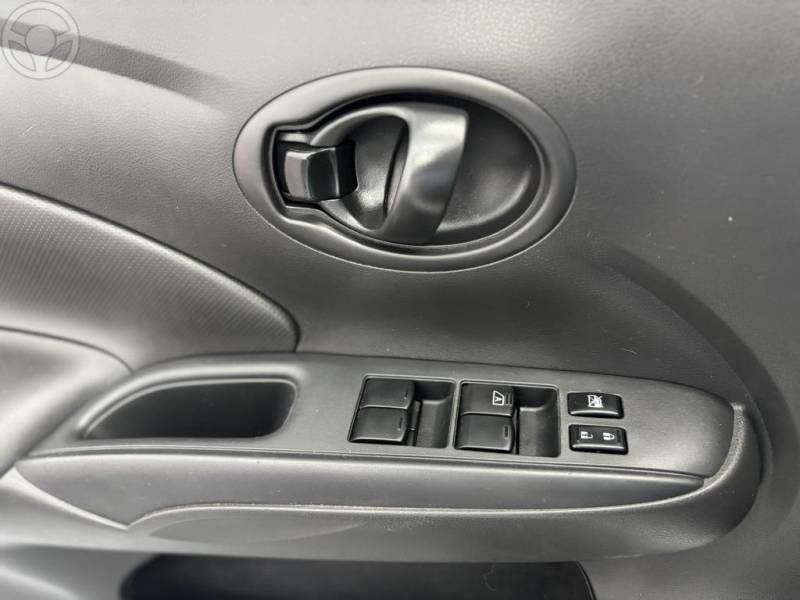 NISSAN - VERSA 1.6 16V FLEXSTART V-DRIVE PREMIUM XTRONIC - 2021/2021 - BRANCA - R$ 64.900,00