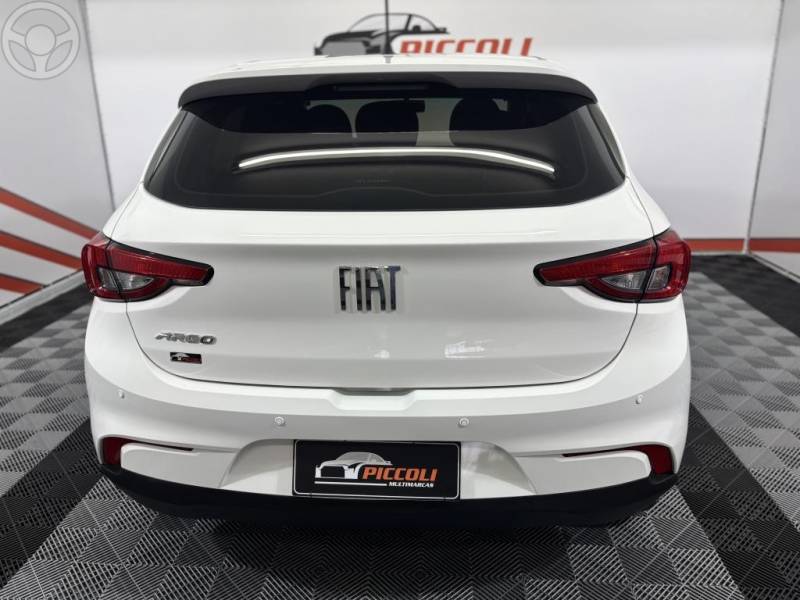 FIAT - ARGO 1.0 FIREFLY FLEX DRIVE MANUAL - 2018/2019 - BRANCA - R$ 54.900,00