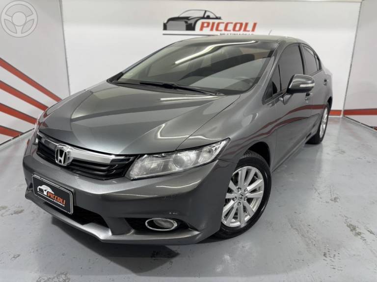HONDA - CIVIC 2.0 LXR 16V FLEX 4P AUTOMÁTICO - 2013/2014 - CINZA - R$ 78.900,00