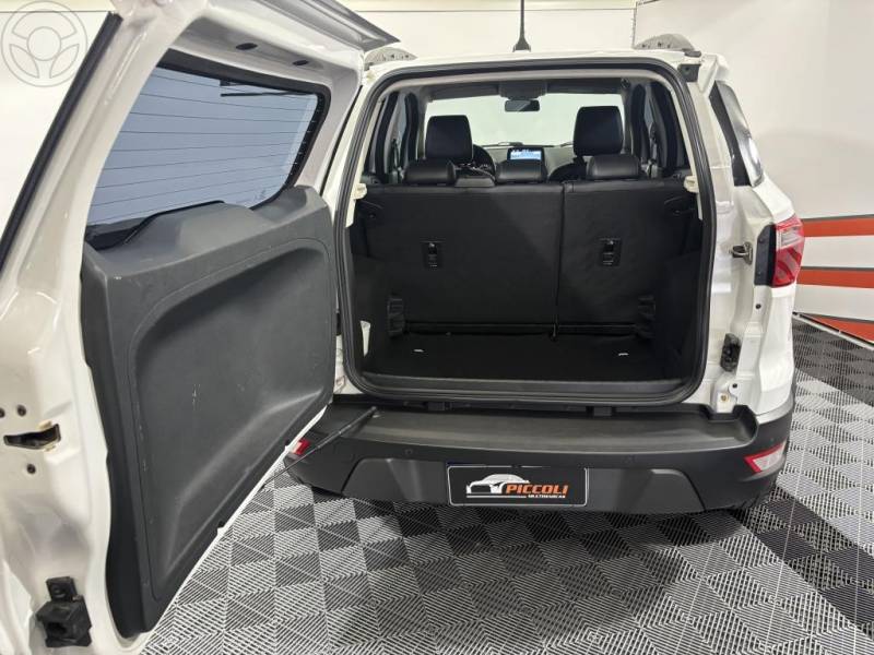 FORD - ECOSPORT 1.5 TIVCT FLEX FREESTYLE MANUAL - 2018/2019 - BRANCA - R$ 74.900,00