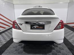 NISSAN - VERSA 1.6 16V FLEXSTART V-DRIVE PREMIUM XTRONIC - 2021/2021 - BRANCA - R$ 64.900,00