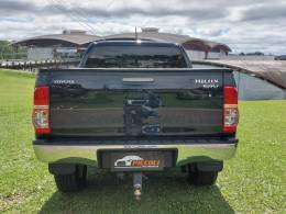 TOYOTA - HILUX - 2015/2015 - Preta - R$ 151.900,00