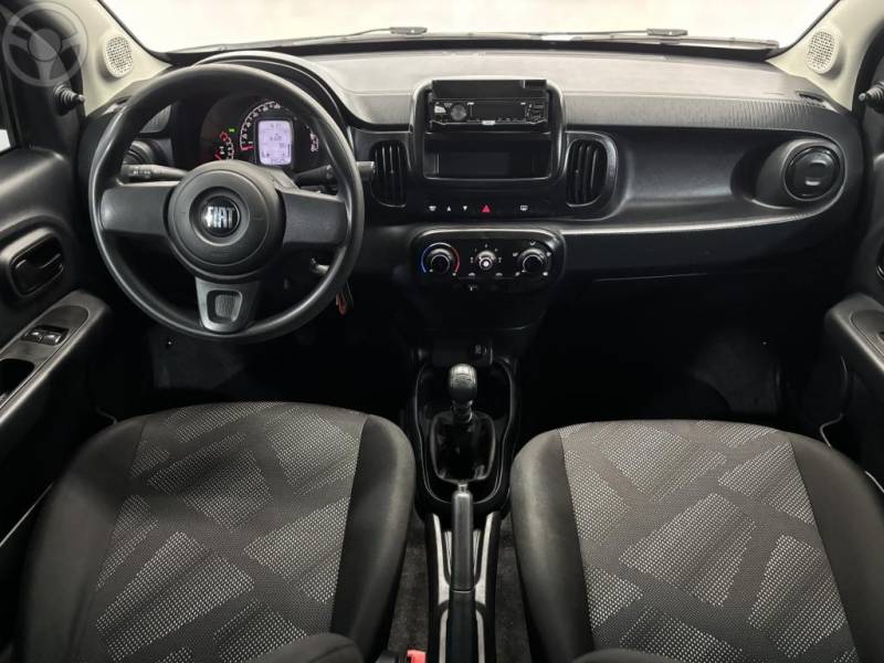 FIAT - MOBI 1.0 8V EVO FLEX LIKE. MANUAL - 2022/2023 - BRANCA - R$ 52.900,00