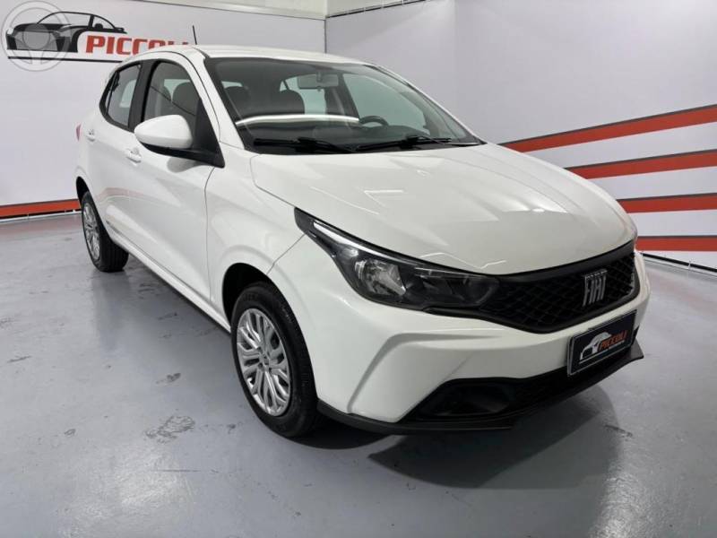 FIAT - ARGO 1.0 FIREFLY FLEX DRIVE MANUAL - 2023/2024 - BRANCA - R$ 68.900,00