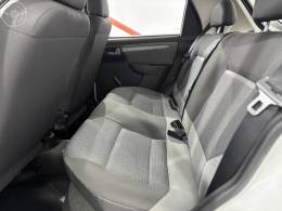 CHEVROLET - CELTA 1.0 MPFI LT 8V FLEX 4P MANUAL - 2013/2014 - BRANCA - R$ 34.900,00