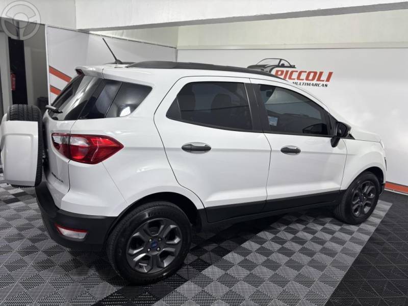 FORD - ECOSPORT 1.5 TIVCT FLEX FREESTYLE MANUAL - 2018/2019 - BRANCA - R$ 74.900,00