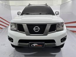 NISSAN - FRONTIER 2.5 SE ATTACK 4X4 CD TURBO ELETRONIC DIESEL 4P MANUAL - 2014/2014 - BRANCA - R$ 96.900,00