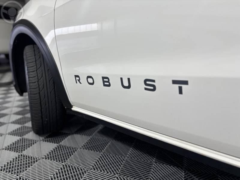 VOLKSWAGEN - SAVEIRO 1.6 MSI ROBUST CS 8V FLEX 2P MANUAL - 2023/2023 - BRANCA - R$ 73.900,00