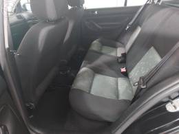 VOLKSWAGEN - GOLF 1.6 MI 8V 4P MANUAL - 2003/2003 - PRETA - R$ 31.900,00