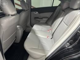 HONDA - CIVIC 2.0 LXR 16V FLEX 4P AUTOMÁTICO - 2015/2016 - PRETA - R$ 80.900,00