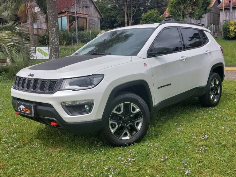 JEEP - COMPASS - 2017/2018 - Branca - R$ 115.900,00