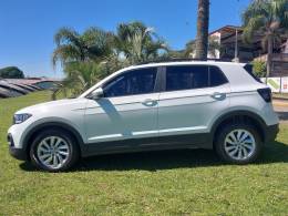 VOLKSWAGEN - T-CROSS - 2022/2023 - Branca - R$ 107.900,00