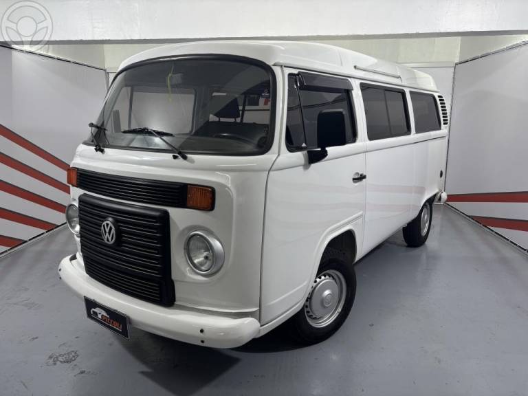 VOLKSWAGEN - KOMBI 1.4 MI STD 8V FLEX 4P MANUAL - 2009/2009 - BRANCA - R$ 75.900,00