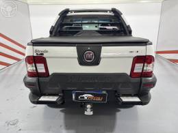 FIAT - STRADA 1.8 MPI ADVENTURE LOCKER CD 16V FLEX 2P MANUAL - 2011/2011 - BRANCA - R$ 53.900,00