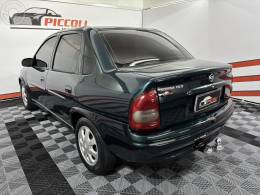 CHEVROLET - CORSA 1.6 MPFI GLS SEDAN 8V 4P MANUAL - 2000/2001 - VERDE - R$ 19.900,00