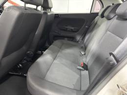 VOLKSWAGEN - GOL 1.0 12V MPI TOTALFLEX CITY 4P MANUAL - 2021/2022 - BRANCA - R$ 52.900,00