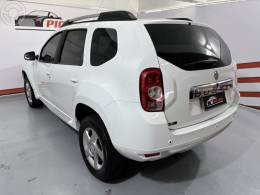 RENAULT - DUSTER 2.0 DYNAMIQUE 4X2 16V FLEX 4P MANUAL - 2014/2015 - BRANCA - R$ 56.900,00