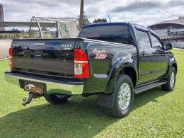 TOYOTA - HILUX - 2015/2015 - Preta - R$ 151.900,00