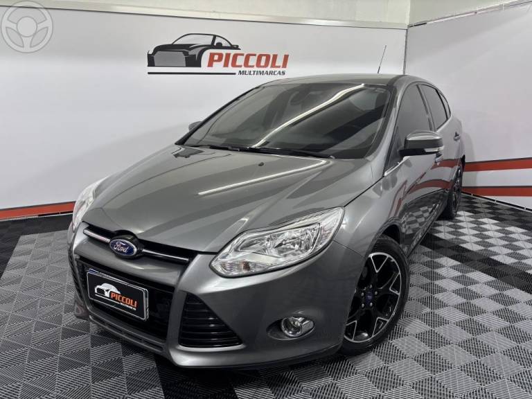 FORD - FOCUS 2.0 TITANIUM HATCH 16V FLEX 4P AUTOMÁTICO - 2015/2015 - CINZA - R$ 59.900,00