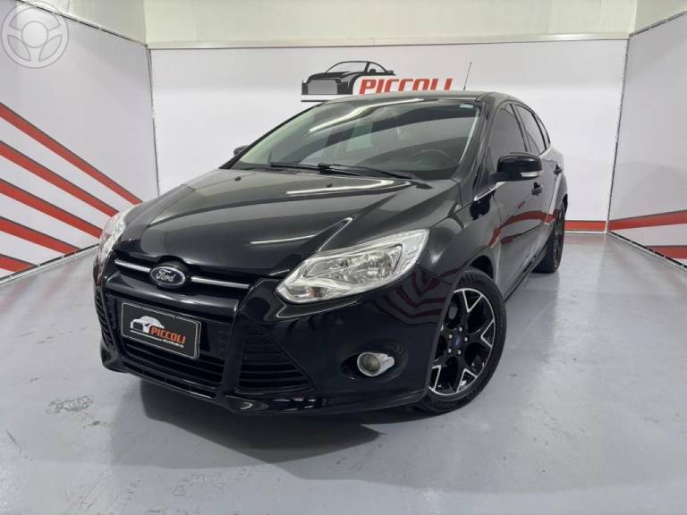 FORD - FOCUS 2.0 TITANIUM HATCH 16V FLEX 4P AUTOMÁTICO - 2015/2015 - PRETA - R$ 56.900,00