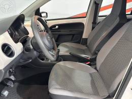 VOLKSWAGEN - UP 1.0 TSI MOVE UP 12V FLEX 4P MANUAL - 2016/2017 - BRANCA - R$ 62.900,00