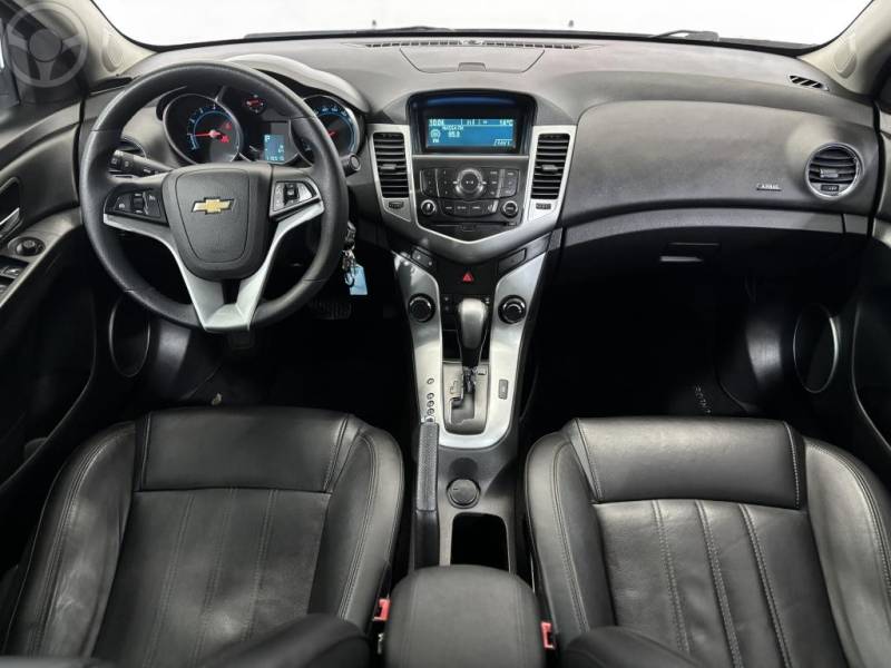 CHEVROLET - CRUZE 1.8 LT 16V FLEX 4P AUTOMÁTICO - 2014/2014 - BRANCA - R$ 61.900,00