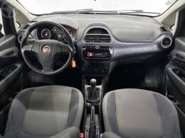 FIAT - PUNTO 1.4 ATTRACTIVE 8V FLEX 4P MANUAL - 2013/2014 - PRETA - R$ 40.500,00