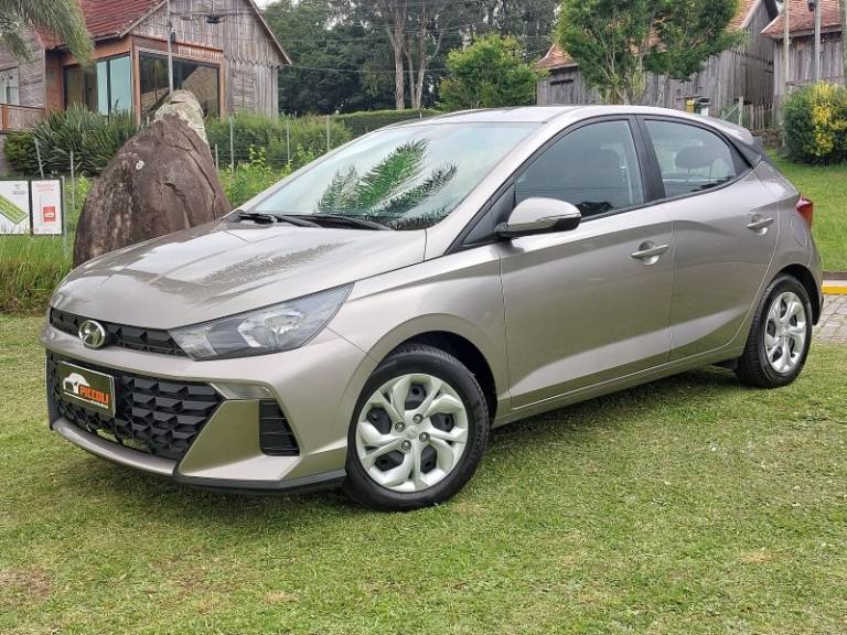 HYUNDAI - HB20 - 2023/2024 - Cinza - R$ 70.900,00