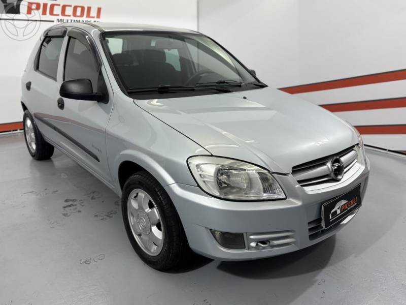 CHEVROLET - CELTA 1.0 MPFI SUPER 8V FLEX 4P MANUAL - 2007/2008 - PRATA - R$ 22.900,00