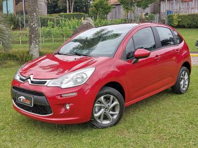 CITROËN - C3 - 2016/2017 - Vermelha - R$ 47.900,00