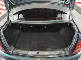 CHEVROLET - CORSA 1.6 MPFI GLS SEDAN 8V 4P MANUAL - 2000/2001 - VERDE - R$ 19.900,00