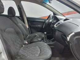 PEUGEOT - 207 1.4 XR SPORT SW 8V FLEX 4P MANUAL - 2011/2011 - PRATA - R$ 22.900,00