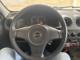 CHEVROLET - CELTA 1.0 MPFI VHC SPIRIT 8V FLEX 4P MANUAL - 2010/2011 - PRATA - R$ 22.900,00