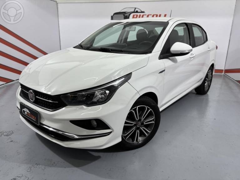 FIAT - CRONOS 1.8 PRECISION 16V FLEX MANUAL - 2018/2019 - BRANCA - R$ 64.900,00