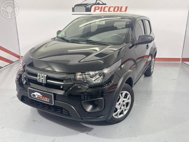 FIAT - MOBI 1.0 8V EVO FLEX LIKE. MANUAL - 2021/2022 - PRETA - R$ 52.900,00