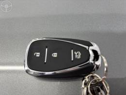 CHEVROLET - ONIX 1.0 LT2 FLEX 4P MANUAL - 2024/2025 - PRATA - R$ 76.500,00