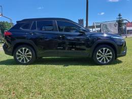 TOYOTA - COROLLA - 2021/2022 - Preta - R$ 142.900,00