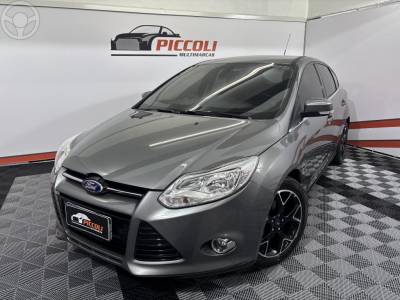 FORD - FOCUS 2.0 TITANIUM HATCH 16V FLEX 4P AUTOMÁTICO - 2015/2015 - CINZA - R$ 59.900,00