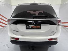 MITSUBISHI - OUTLANDER 3.0 GT 4X4 V6 24V 4P AUTOMÁTICO - 2014/2014 - BRANCA - R$ 75.900,00