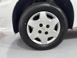 CHEVROLET - CELTA 1.0 MPFI VHC SPIRIT 8V FLEX 4P MANUAL - 2013/2014 - BRANCA - R$ 34.900,00