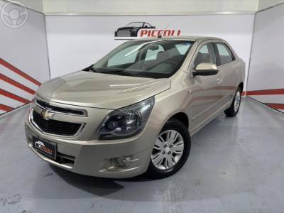CHEVROLET - COBALT 1.8 MPFI LTZ 8V FLEX 4P MANUAL - 2013/2013 - BEGE - R$ 44.900,00