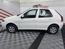 FIAT - PALIO 1.0 MPI FIRE CELEBRATION 8V FLEX 4P MANUAL - 2015/2016 - BRANCA - R$ 35.500,00