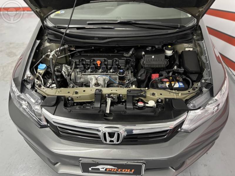 HONDA - CIVIC 2.0 LXR 16V FLEX 4P AUTOMÁTICO - 2013/2014 - CINZA - R$ 77.900,00