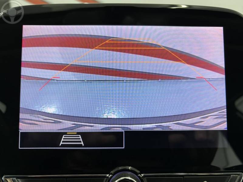 CHEVROLET - ONIX 1.0 LT2 FLEX 4P MANUAL - 2023/2024 - BRANCA - R$ 69.900,00