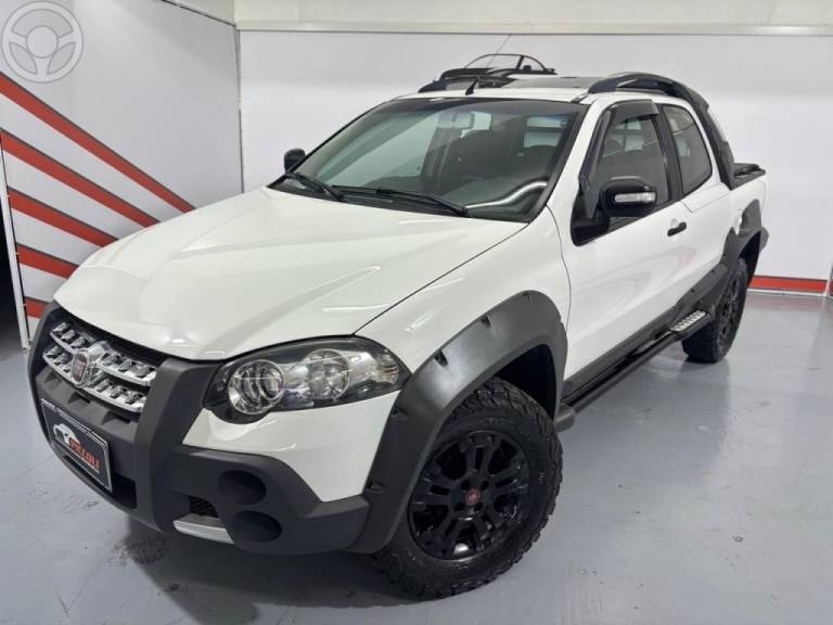 FIAT - STRADA 1.8 MPI ADVENTURE LOCKER CD 16V FLEX 2P MANUAL - 2011/2011 - BRANCA - R$ 54.900,00
