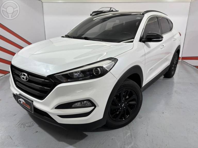 HYUNDAI - TUCSON 1.6 GLS TURBO 4P AUTOMÁTICO - 2018/2019 - BRANCA - R$ 112.900,00