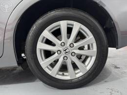 HONDA - CIVIC 2.0 LXR 16V FLEX 4P AUTOMÁTICO - 2013/2014 - CINZA - R$ 77.900,00